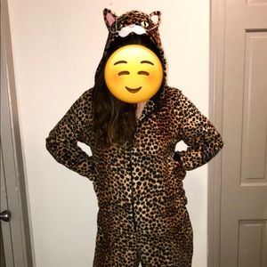 Full Cheetah Onesie 🐆